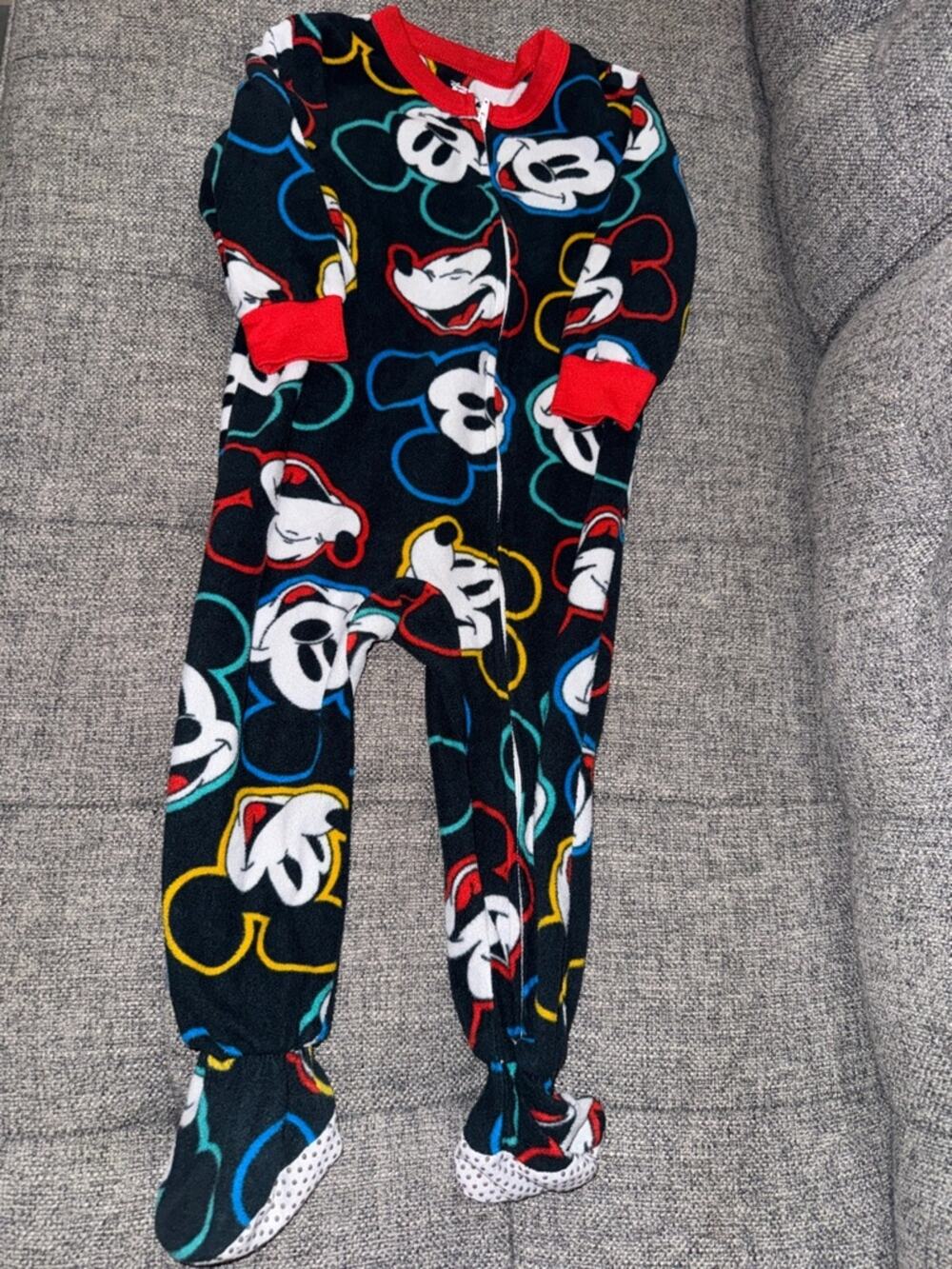 Disney junior Mickey Mouse graphic zipper front footie pajamas size 2T